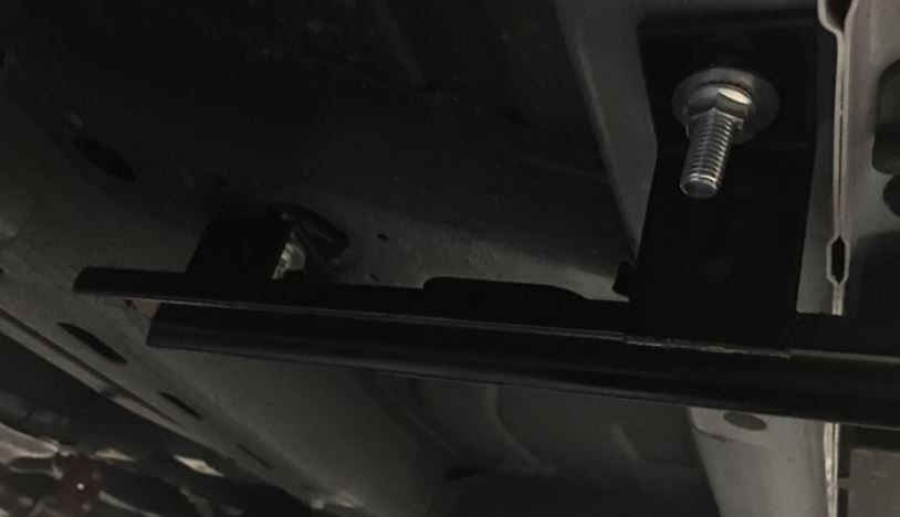 Bệ bước chân tiêu chuẩn MG ZS (M1)