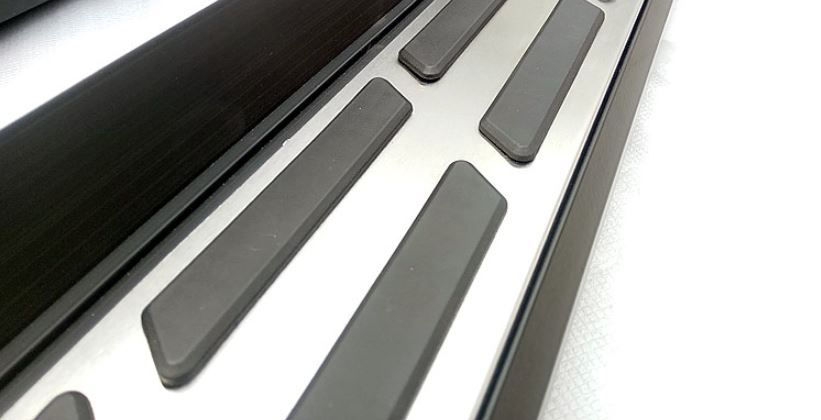 Bệ bước chân tiêu chuẩn MG ZS (M1)