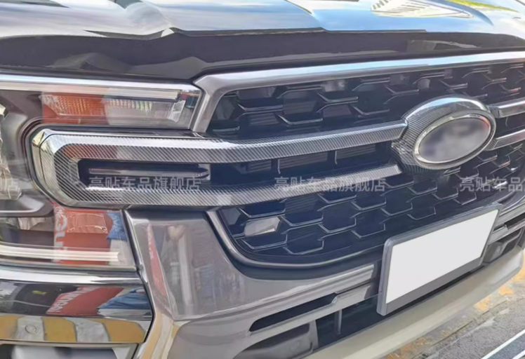 Ốp mặt calang Ford Everest 2022-2026