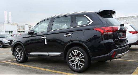 Đuôi gió Mitsubishi Outlander (M2)