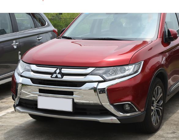 Ốp mặt lưới tản nhiệt đen Mitsubishi Outlander